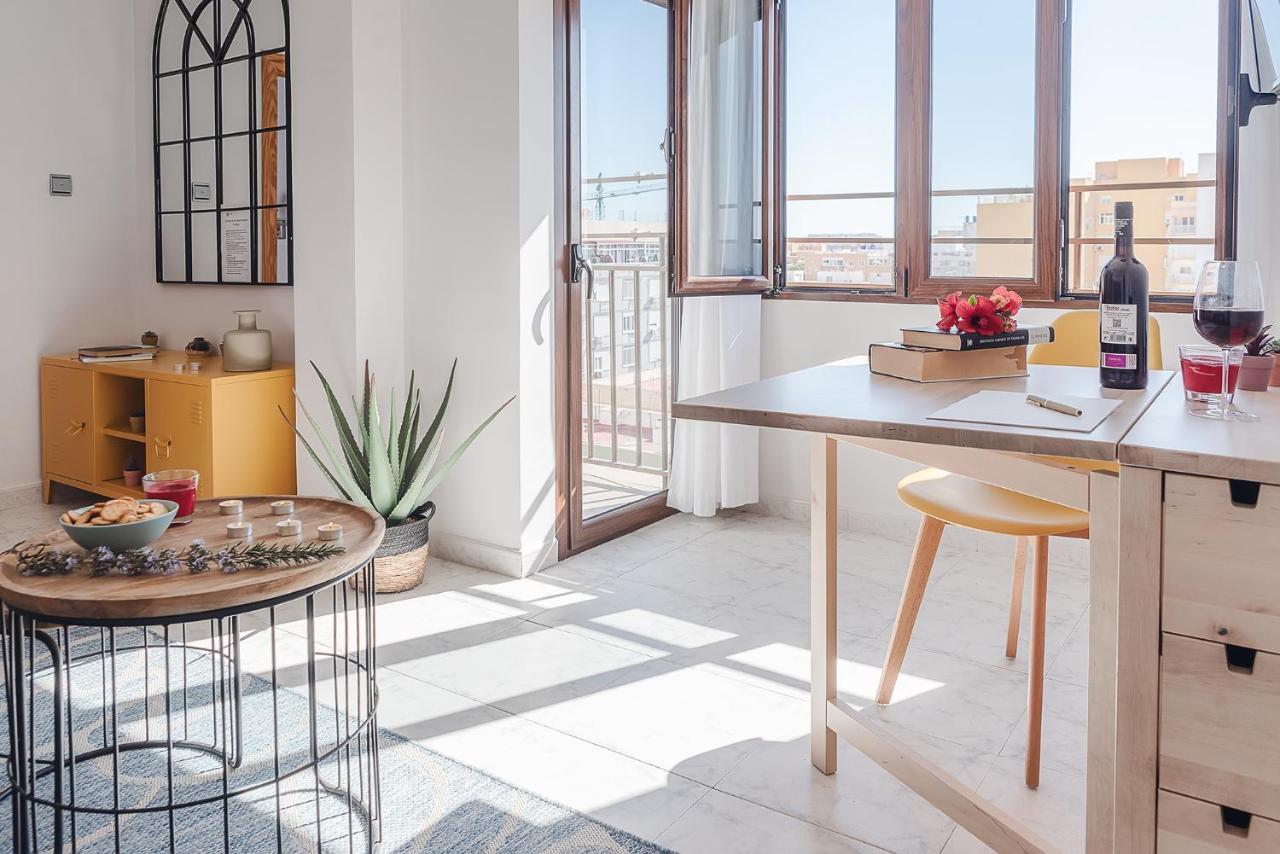 Lux&Cool Paseo Maritimo Lägenhet Almería Exteriör bild