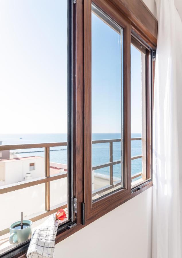 Lux&Cool Paseo Maritimo Lägenhet Almería Exteriör bild